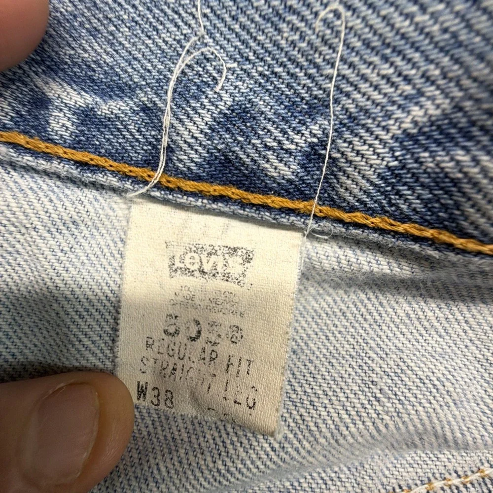 Vintage Levi's 505 Jeans 38x32 (Fits 37x30) Blue Denim 90s Distressed